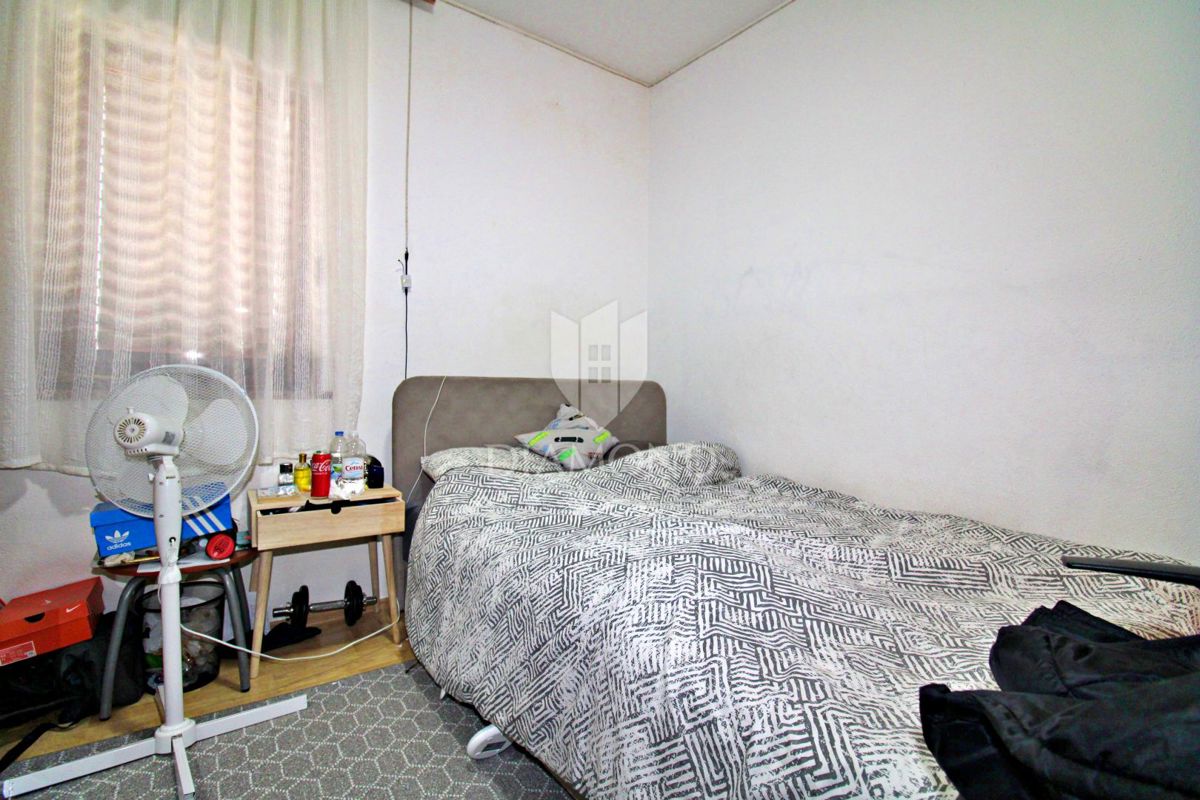 DRUŽINSKA HIŠA, LABIN, OKOLICA