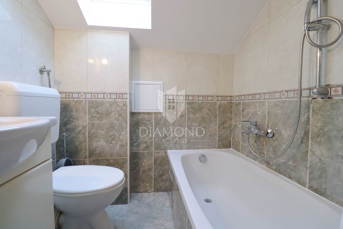 Zagreb, Trešnjevka! Trisobno stanovanje z balkonom!