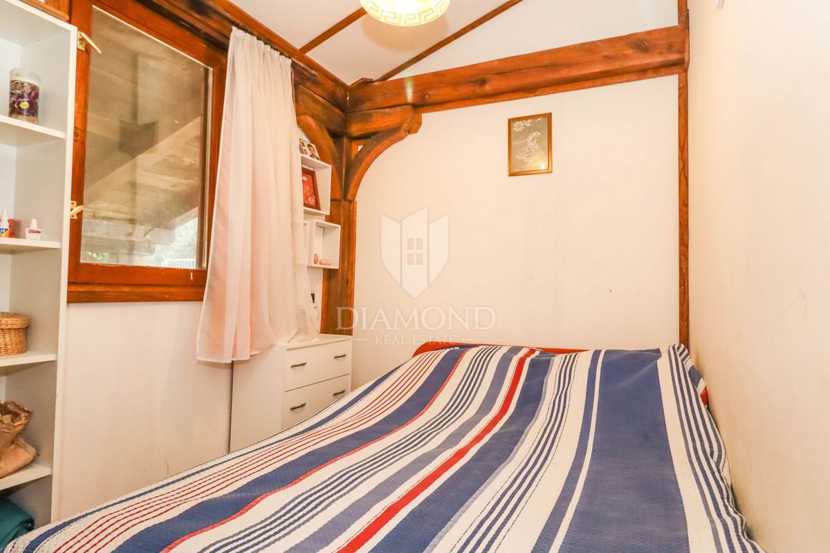 Vikend hiša blizu morja v Istri – mir, zasebnost in vrt