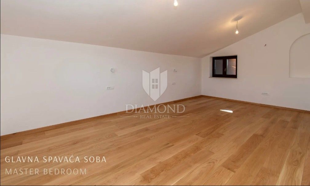 Redkost na trgu: luksuzna vila z zasebnim wellnessom in bazenom v bližini Vrsarja – na ključ