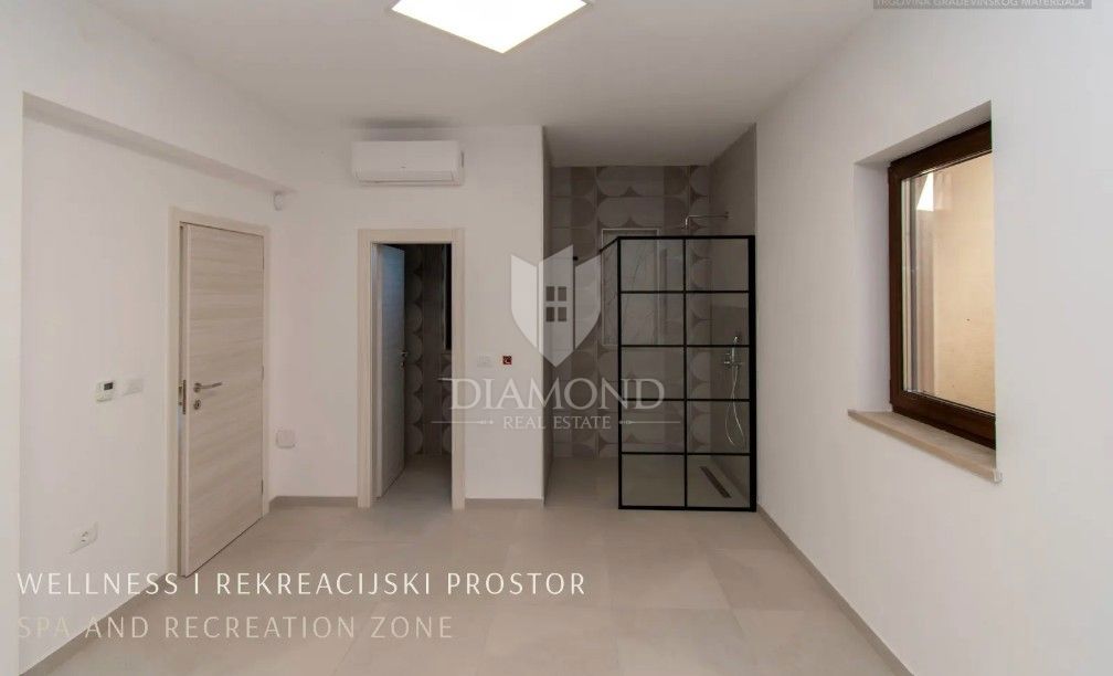 Redkost na trgu: luksuzna vila z zasebnim wellnessom in bazenom v bližini Vrsarja – na ključ