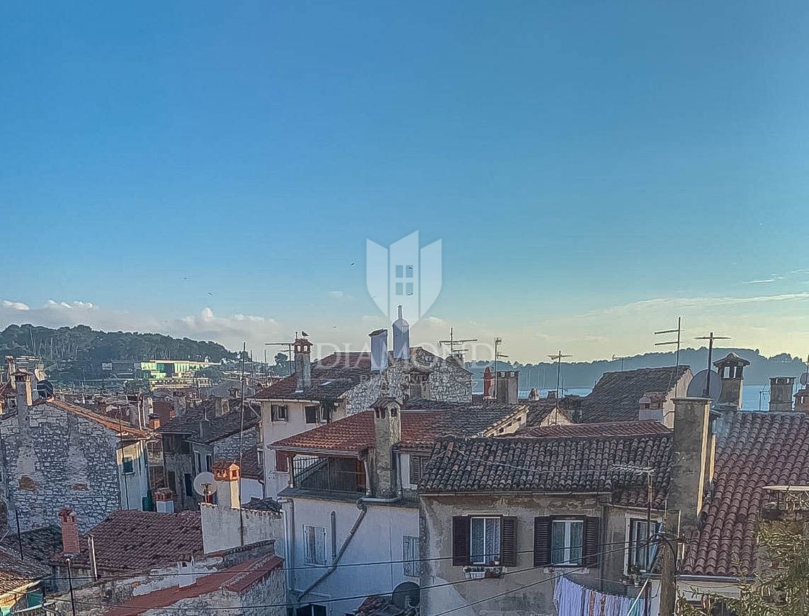 Rovinj, prostorna hiša v centru z razgledom