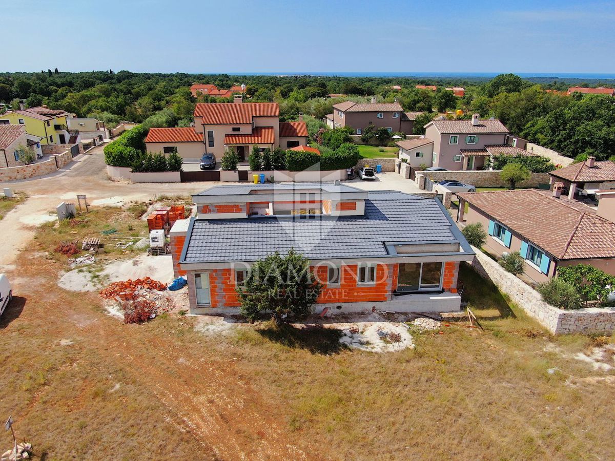Svetvinčenat, moderna vila za počitnice z bazenom