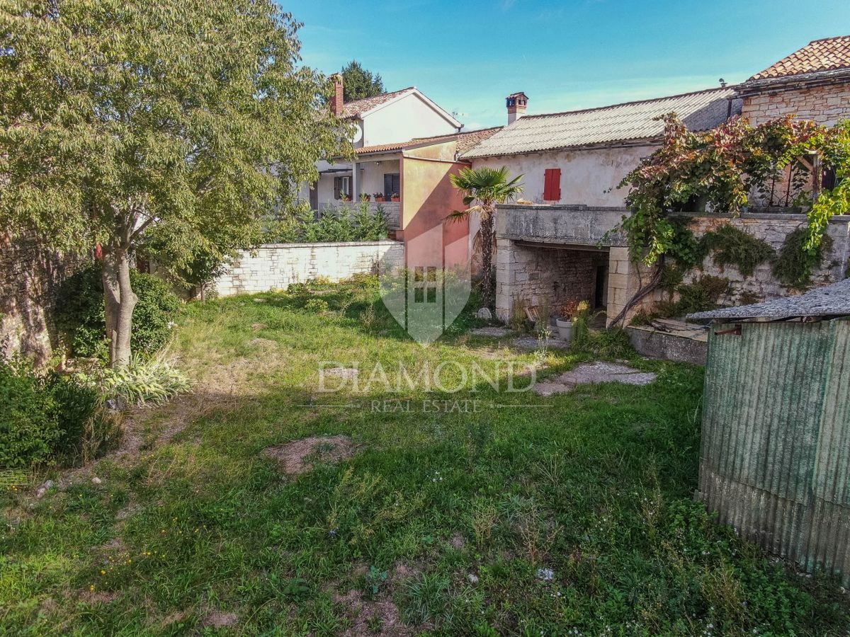 Rovinj, okolica, kamniti kompleks s potencialom