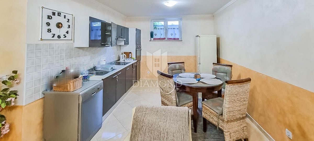 Apartmaj Poreč, 83,97m2