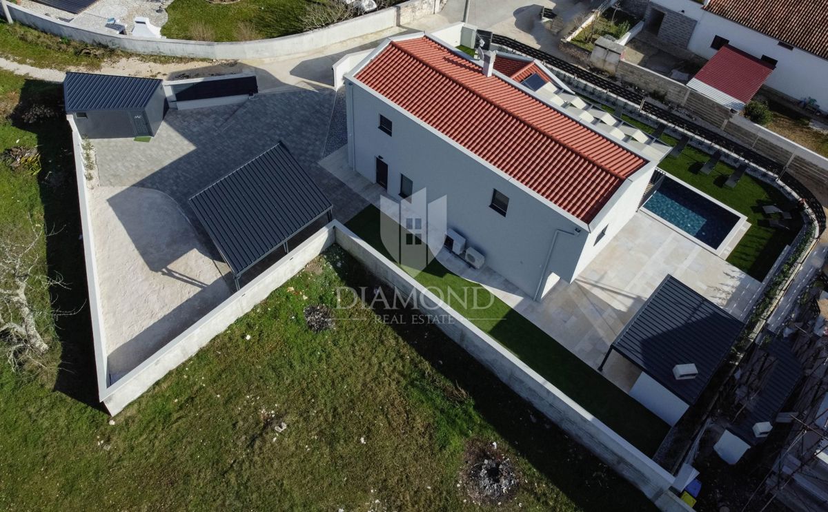 Hiša Poreč, 198,82m2