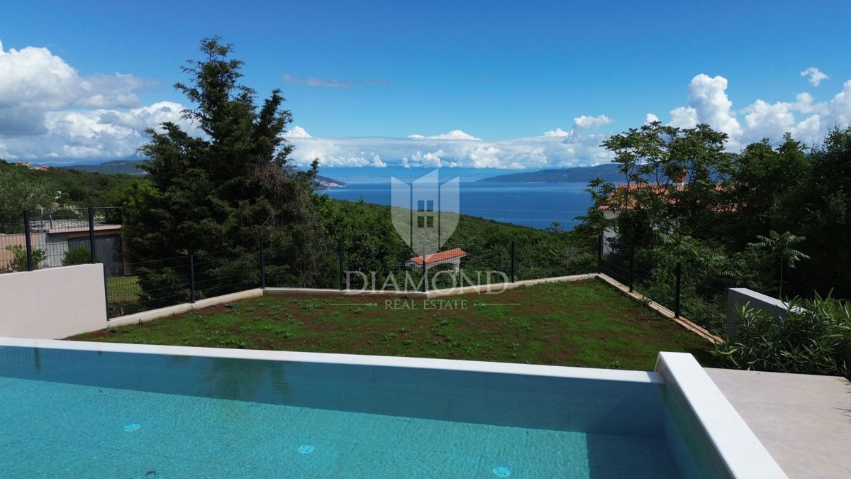 Rabac, Labin, novozgrajena vila s pogledom na morje