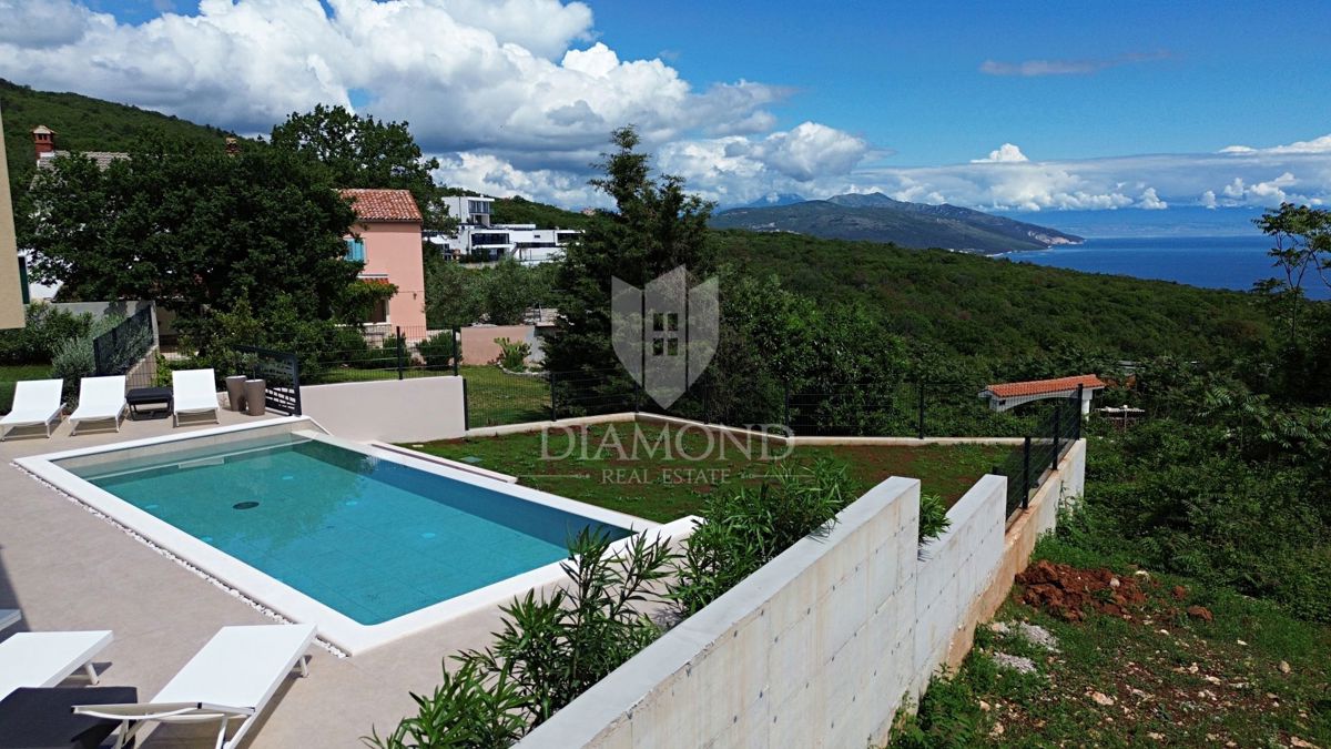 Rabac, Labin, novozgrajena vila s pogledom na morje