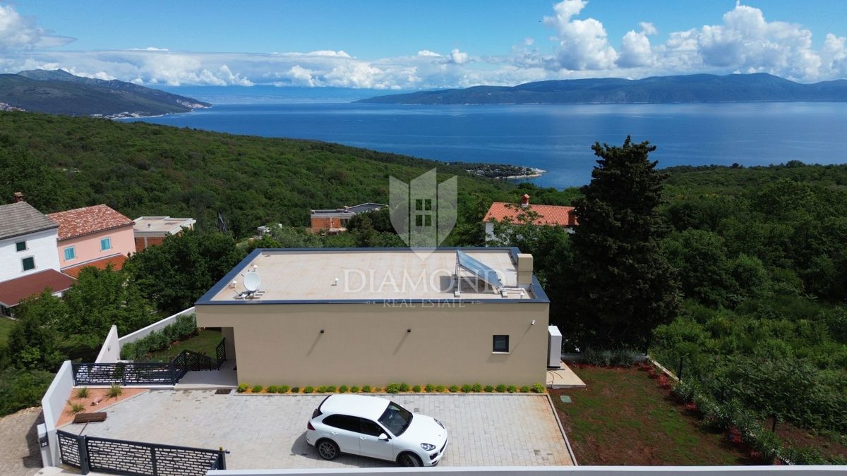 Rabac, Labin, novozgrajena vila s pogledom na morje