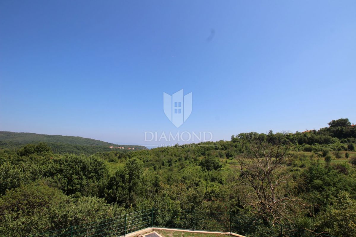 Labin, luksuzno stanovanje v novi stavbi s pogledom na morje