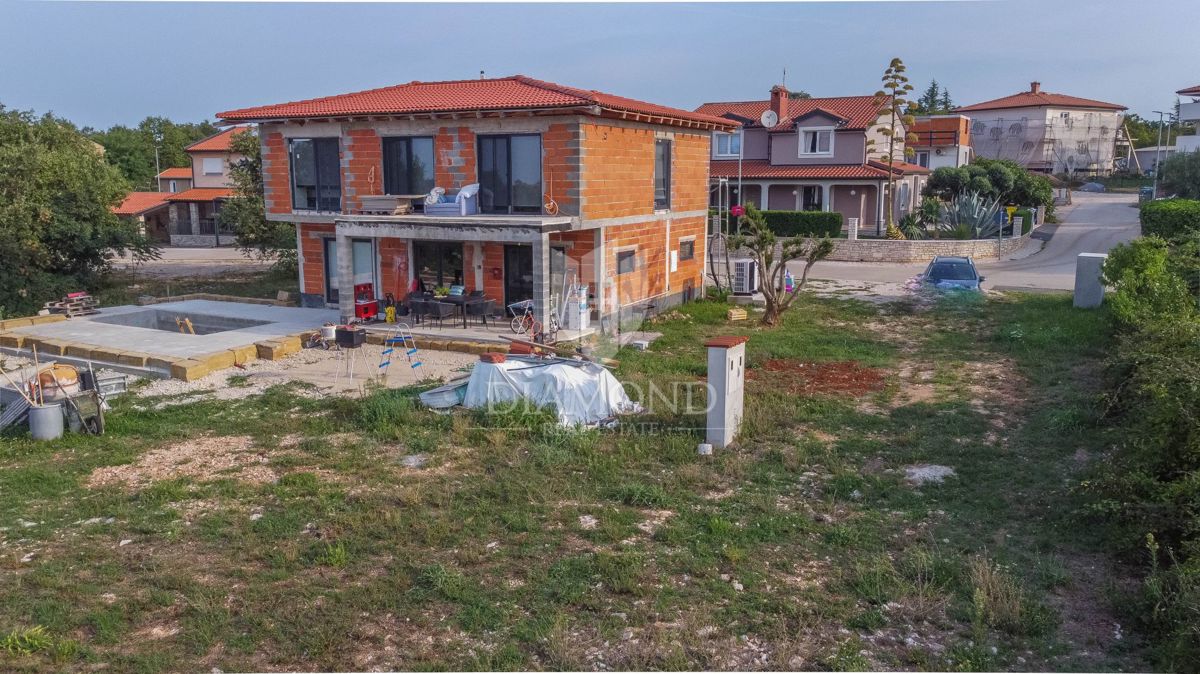 Zemljišče Buje, 1.200m2