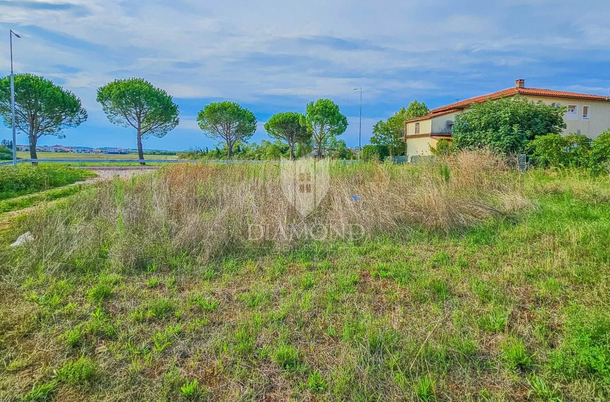 Zemljišče Umag, 578m2