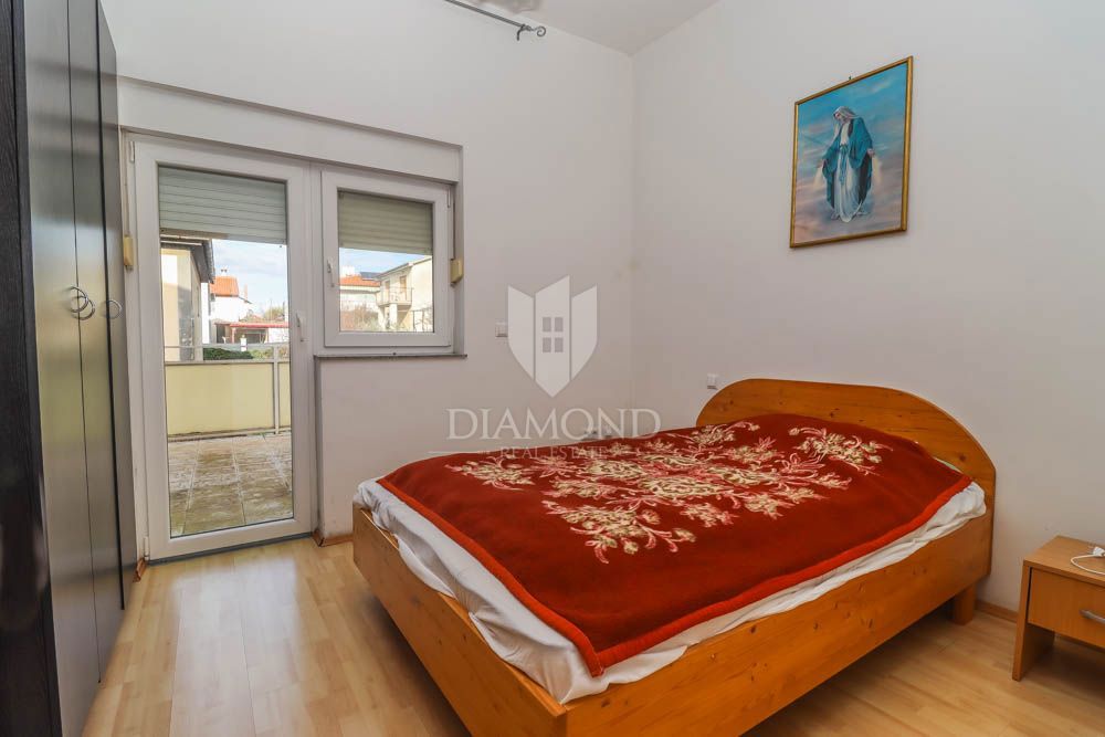 Prostorno stanovanje na iskani lokaciji v Pulju! 