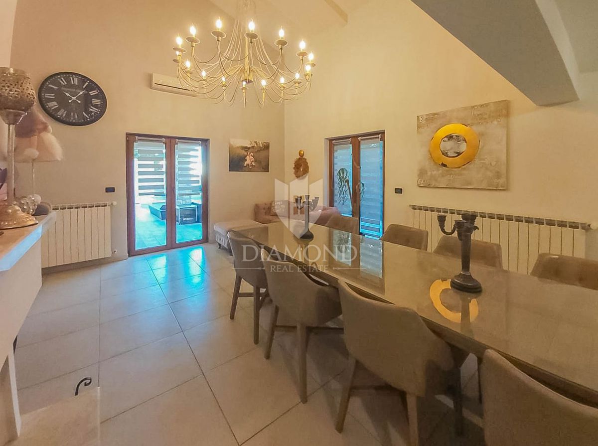 Umag, Savudrija! Čudovita hiša z bazenom 500 m od morja!