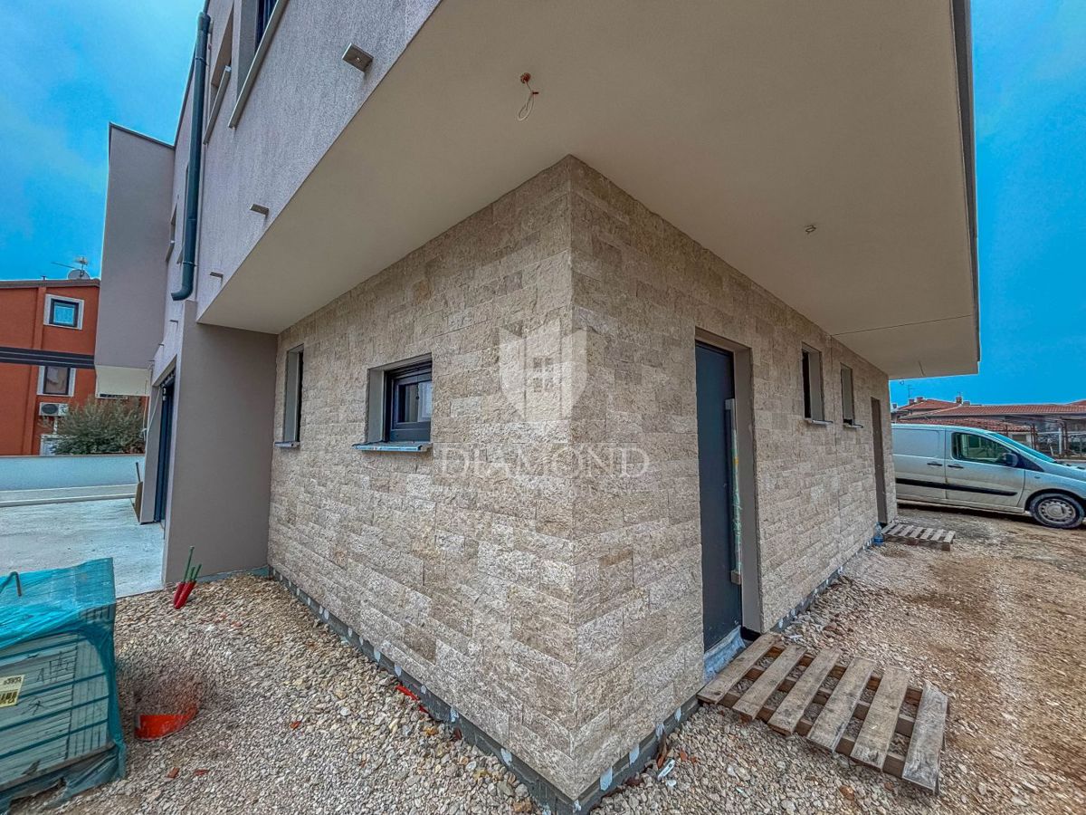 Istra, Umag - čudovita hiša z bazenom na odlični lokaciji!