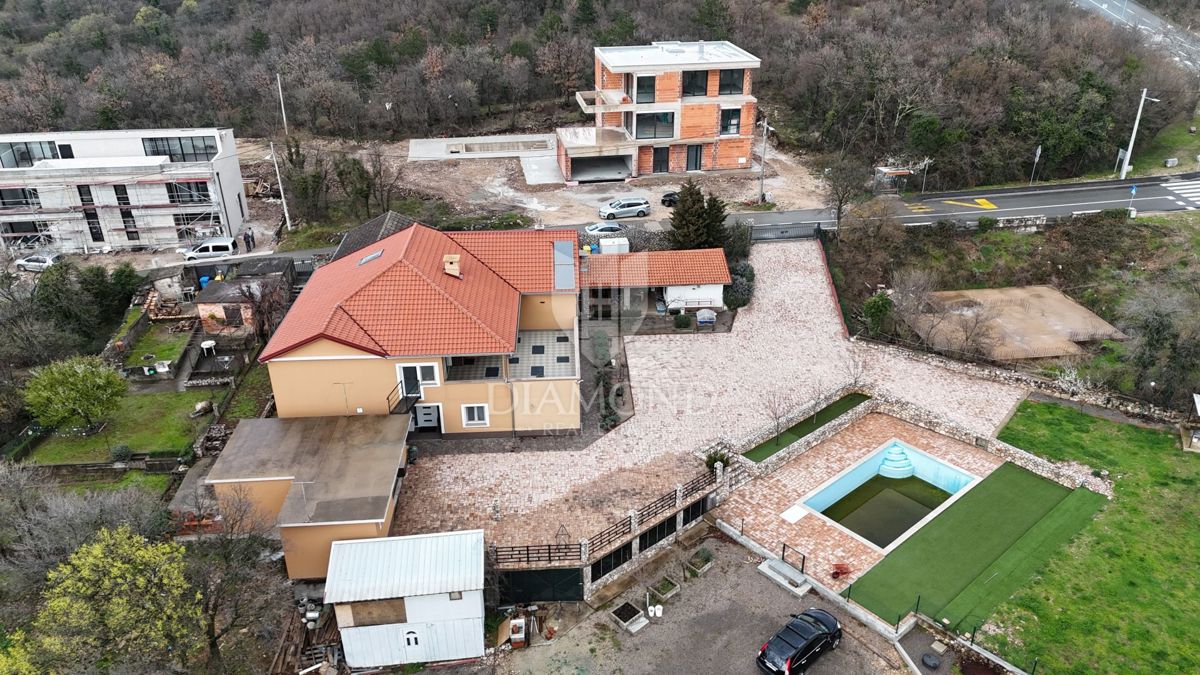 Hiša Kraljevica, 310m2
