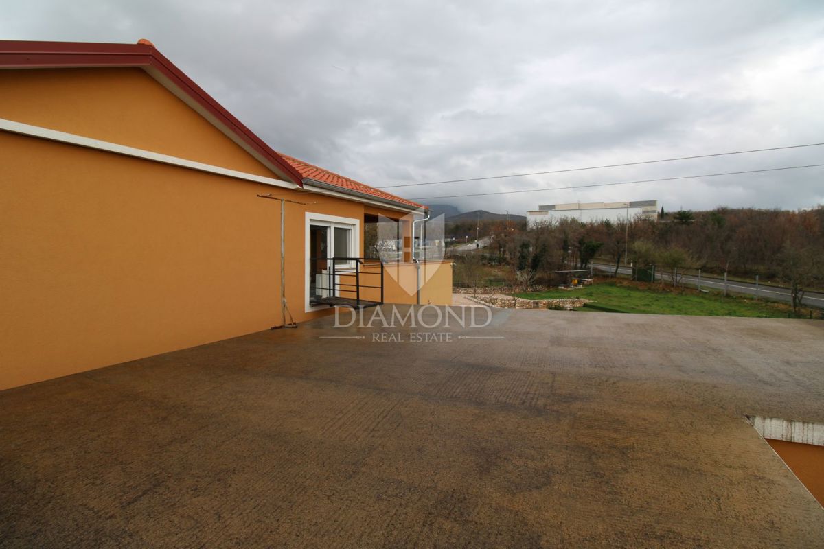 Hiša Kraljevica, 310m2