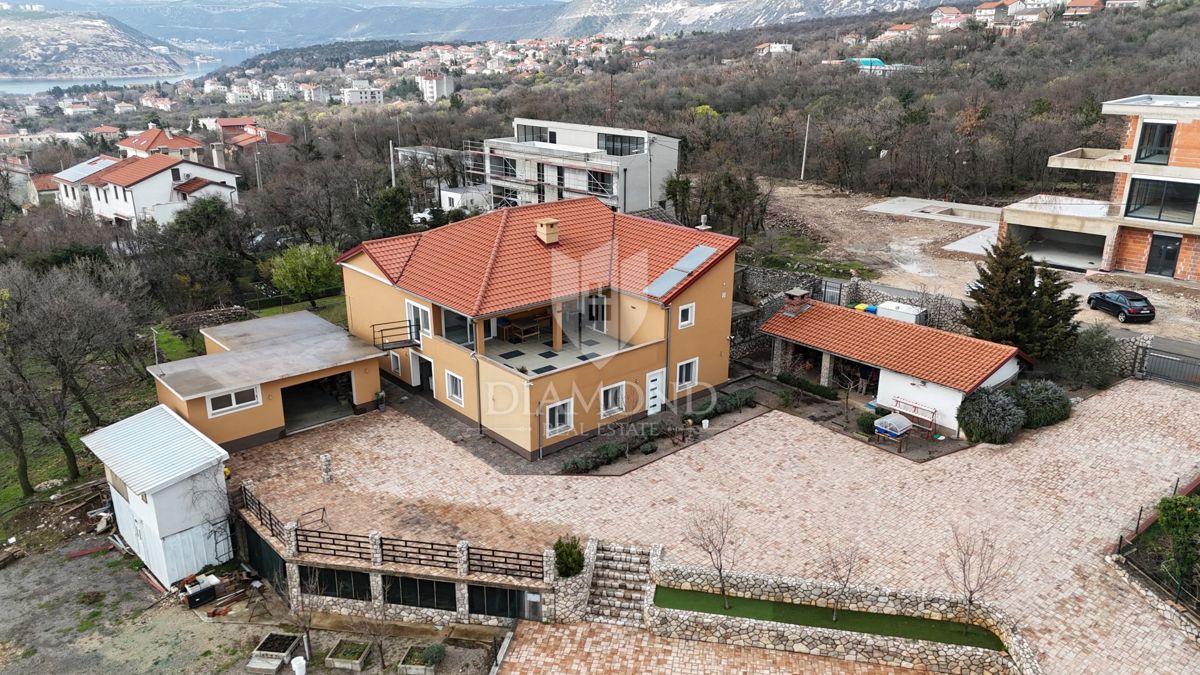 Hiša Kraljevica, 310m2
