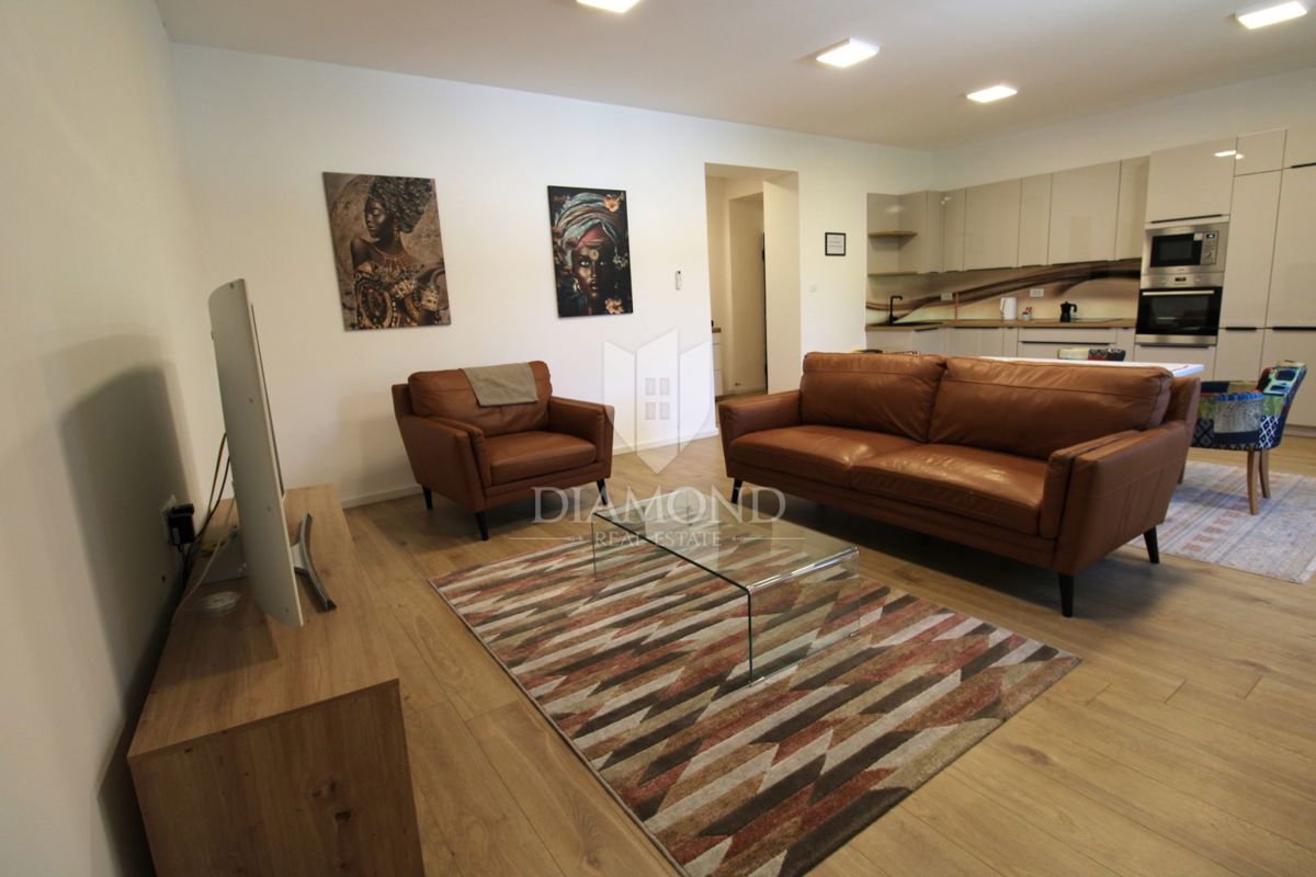 Apartmaj Centar, Rijeka, 73,23m2