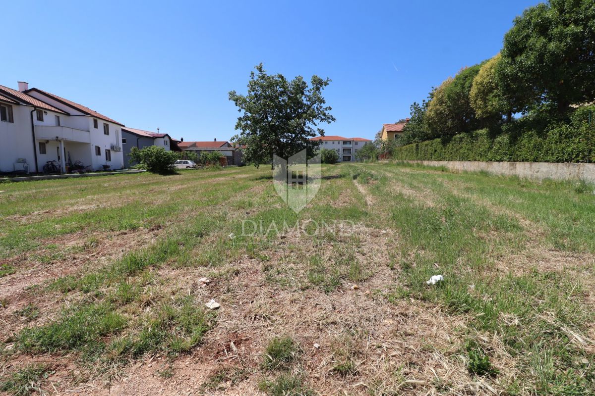 Poreč – Investicijska priložnost! Gradbena parcela v središču naselja