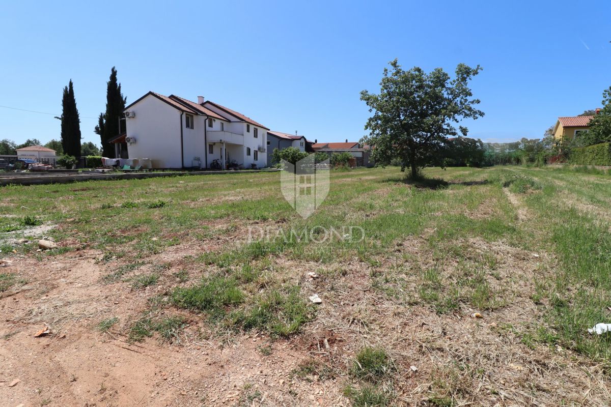 Poreč – Investicijska priložnost! Gradbena parcela v središču naselja