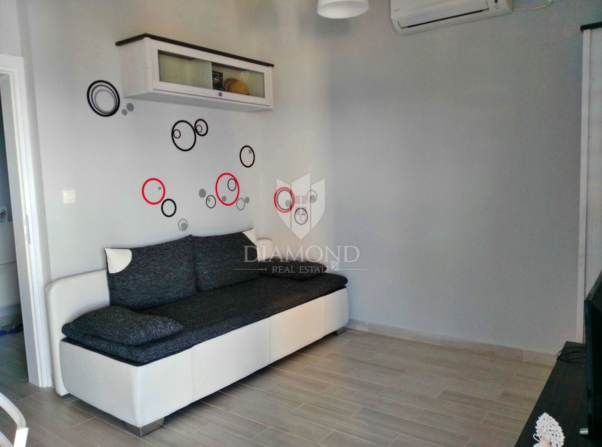 Apartmaj Ravni, Raša, 38,60m2