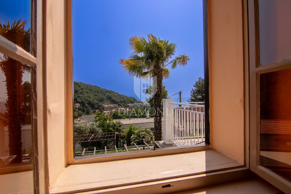 Mošćenička Draga, hiša 500 metrov od plaže