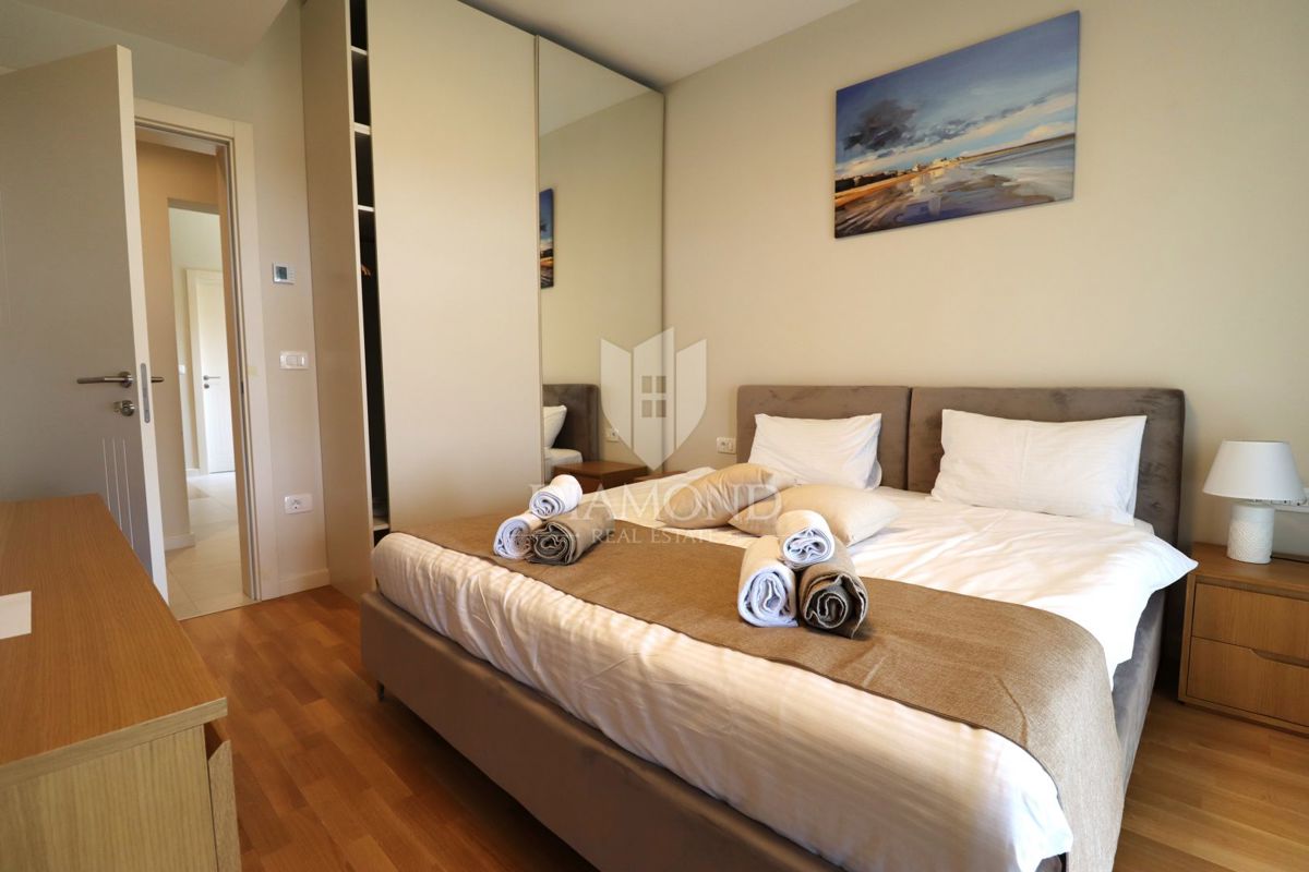 Poreč – okolica: Moderna vila z razgledom na morje