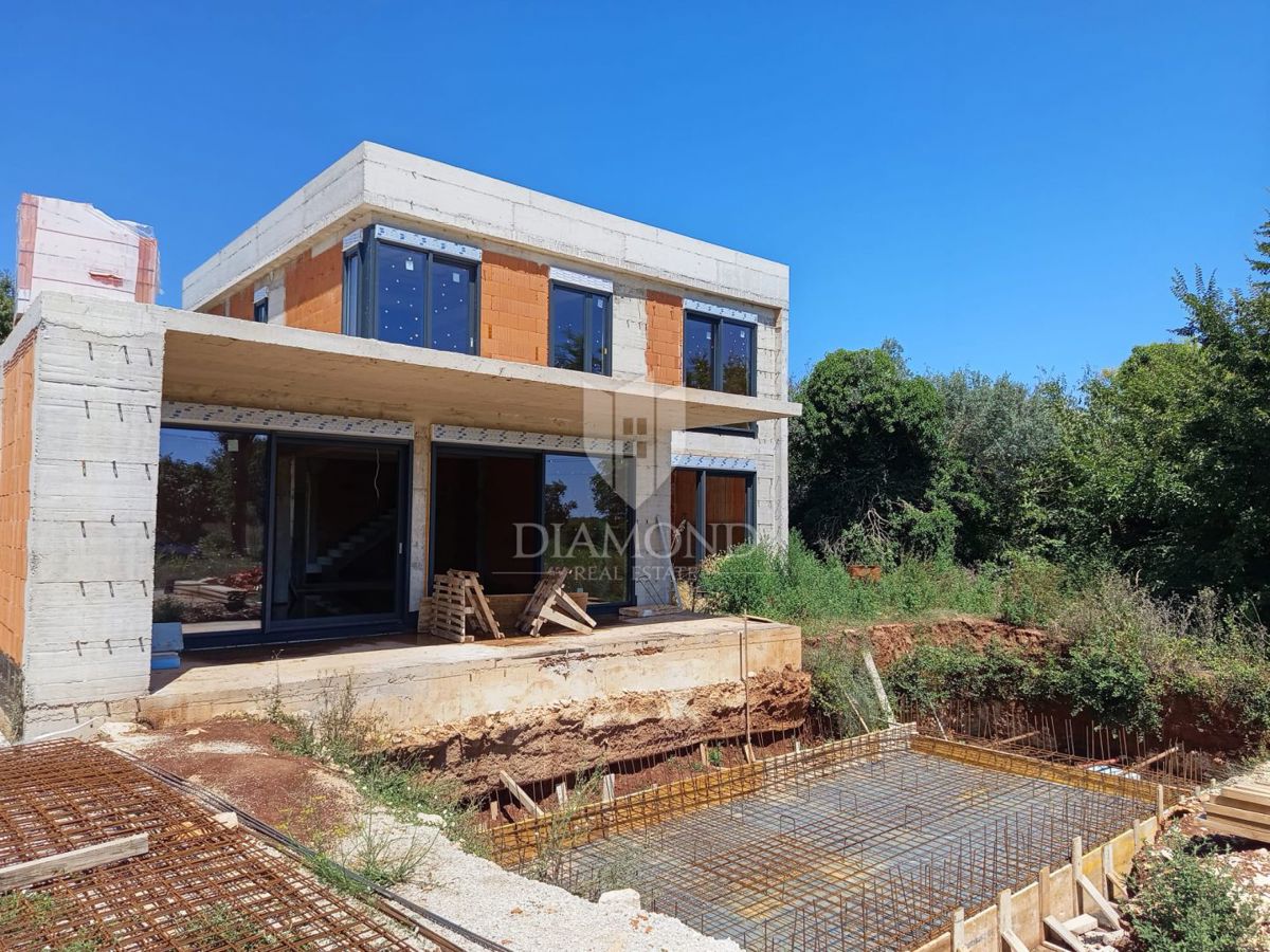 Ližnjan, moderna hiša 200 m od morja, novogradnja! 