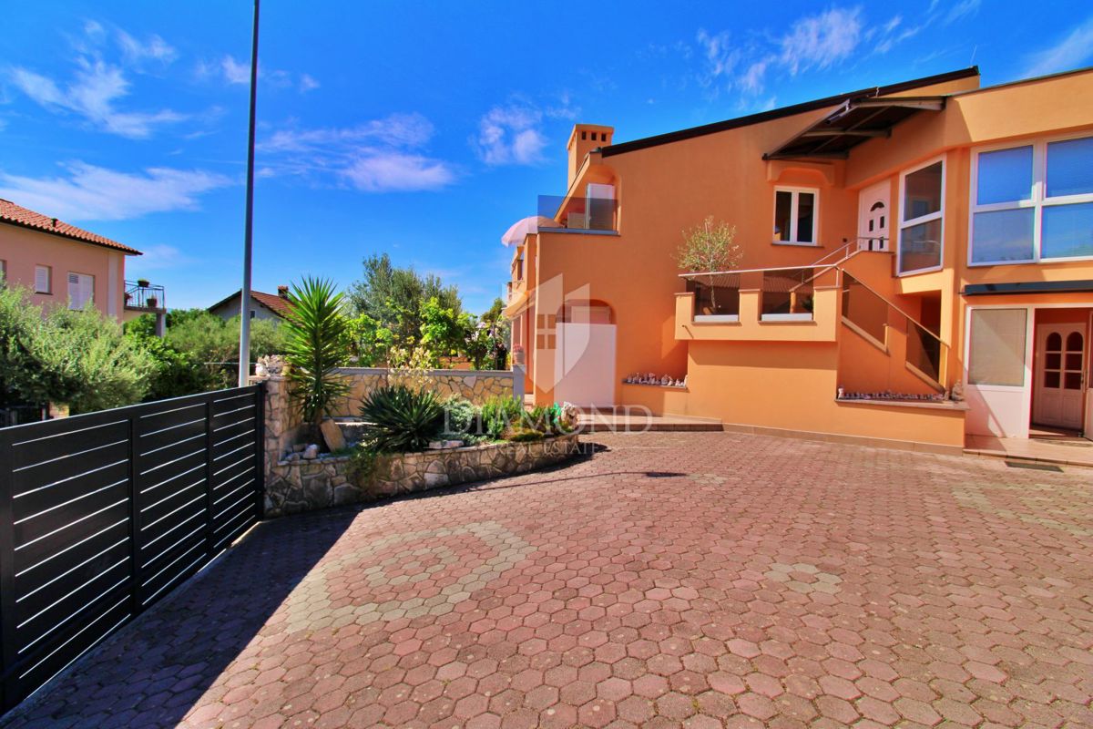 Hiša Rabac, Labin, 332m2