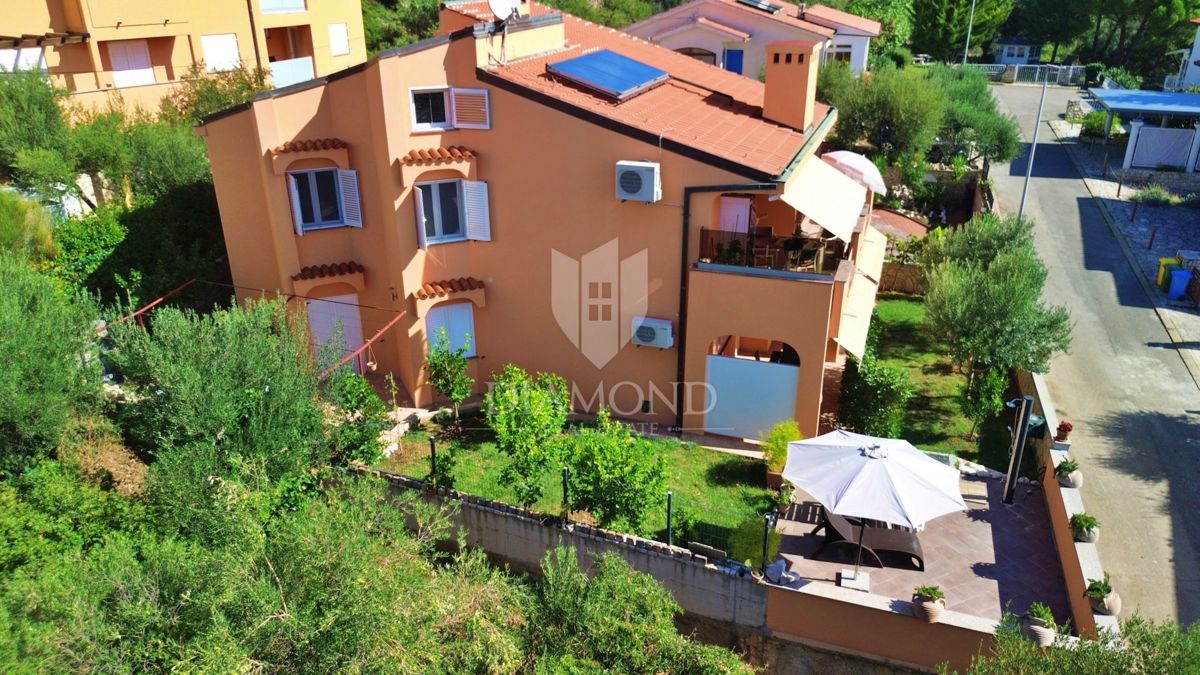 Hiša Rabac, Labin, 332m2