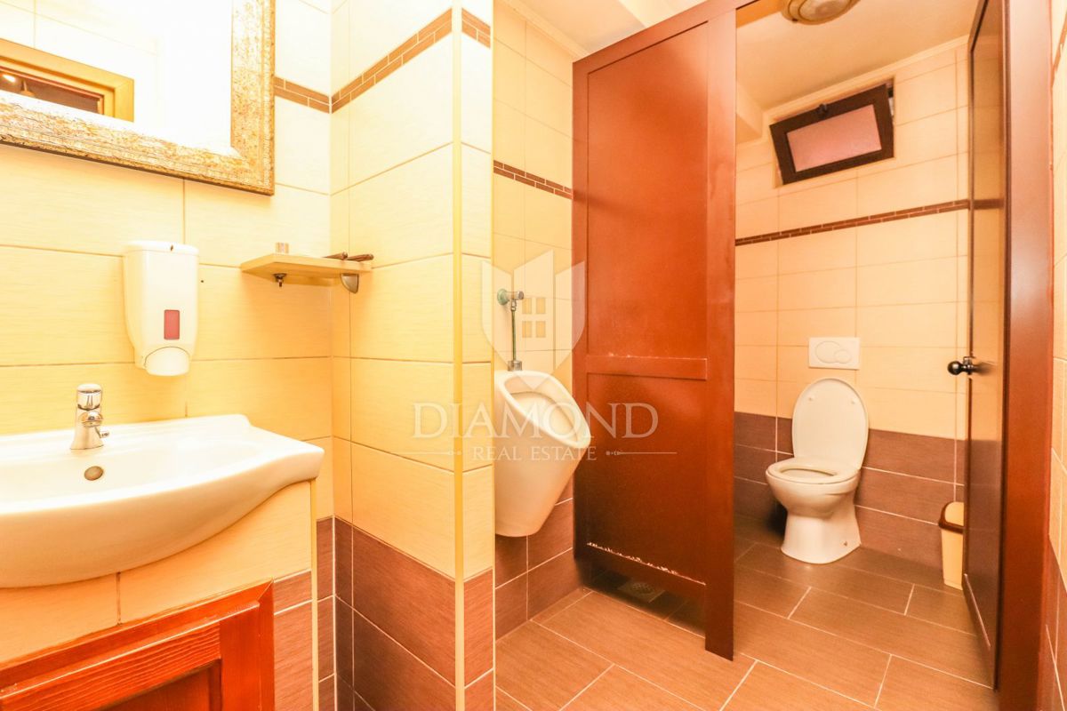 Poslovni prostor Rovinj, 154m2