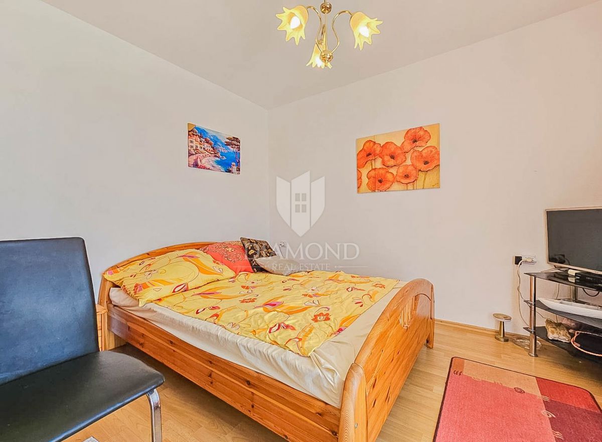 Umag, okolica! Hiša s 5 spalnicami!