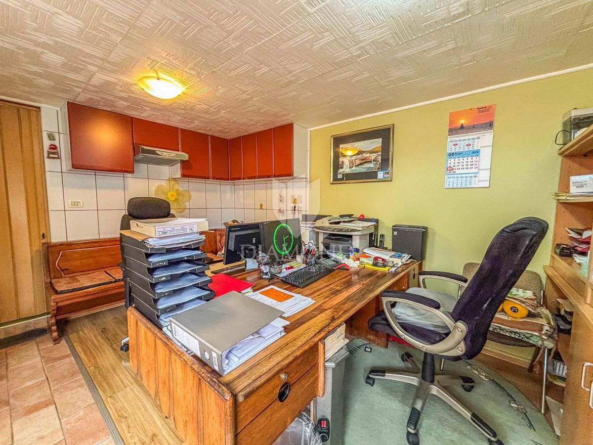 Umag- okolica, samostojna hiša v bližini mesta!