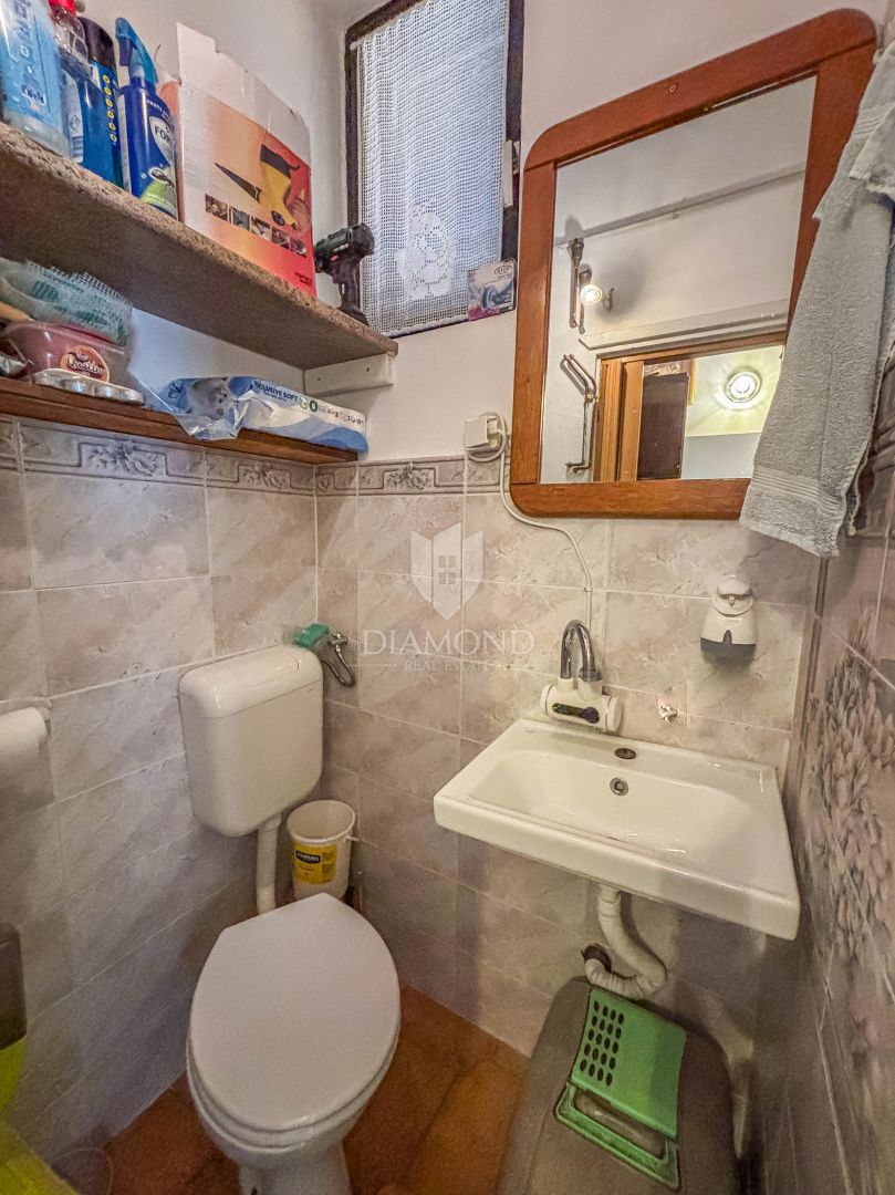 Umag- okolica, samostojna hiša v bližini mesta!