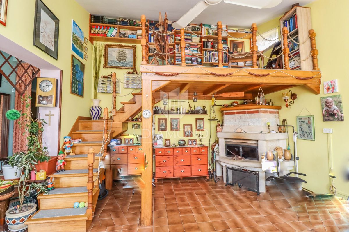 Umag- okolica, samostojna hiša v bližini mesta!