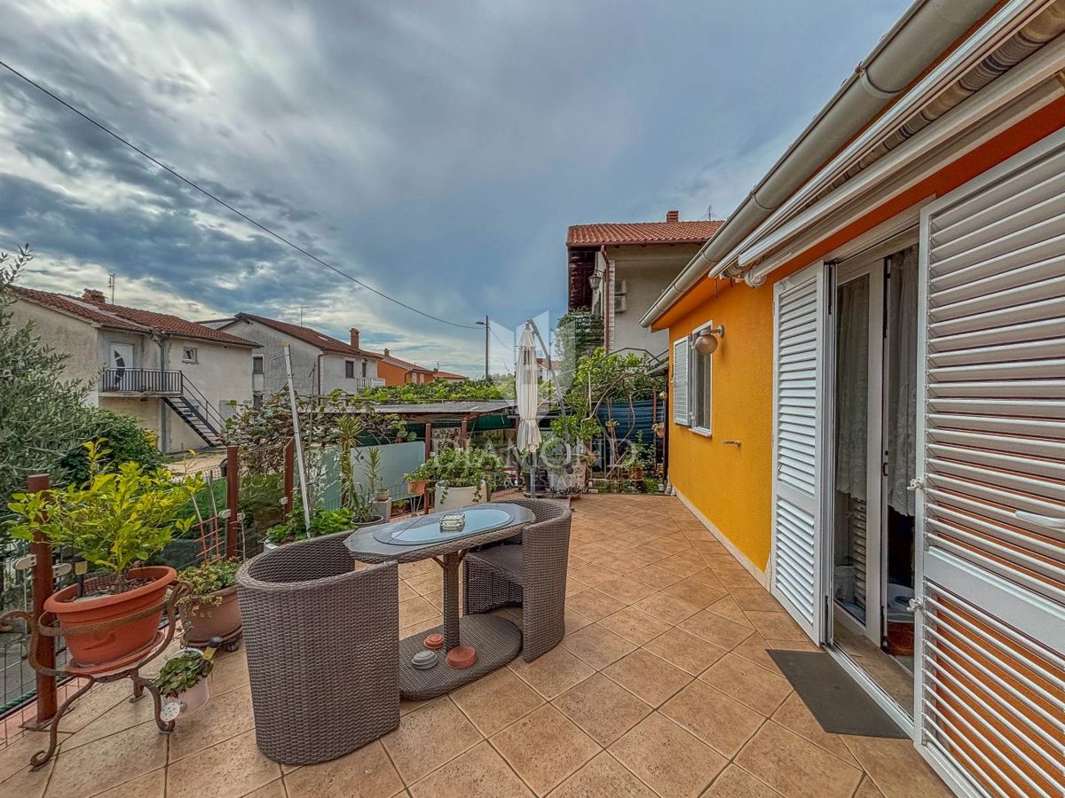 Umag- okolica, samostojna hiša v bližini mesta!