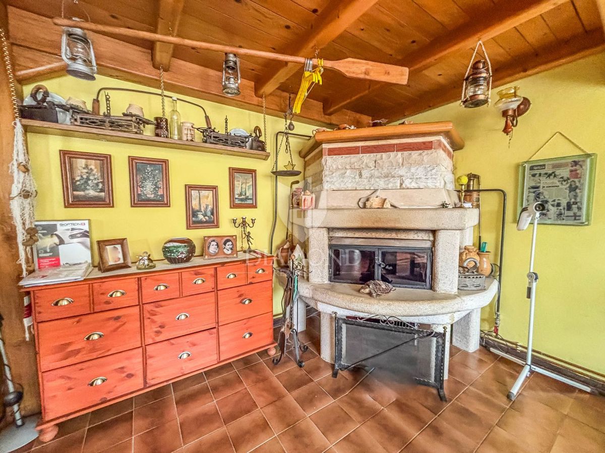 Umag- okolica, samostojna hiša v bližini mesta!