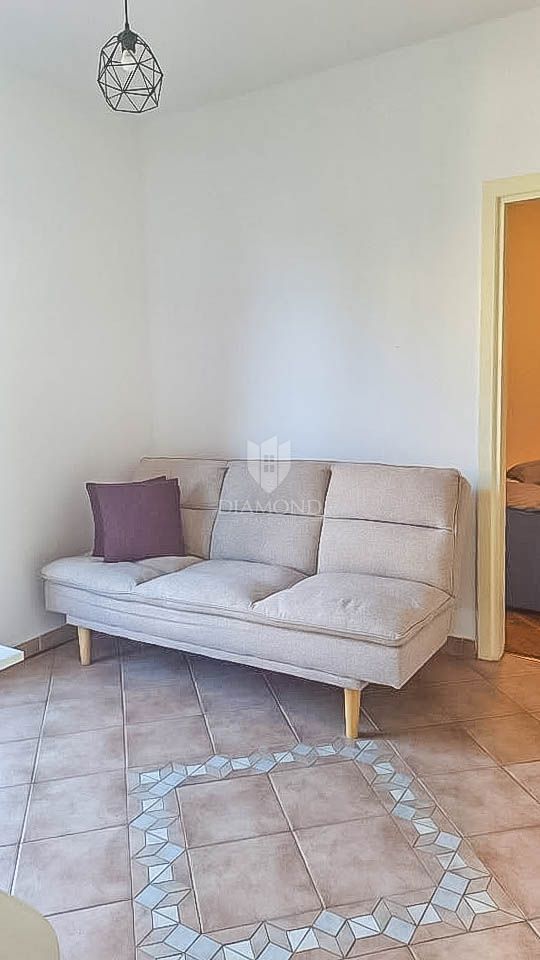 Rovinj, stanovanje v pritličju v mirni ulici