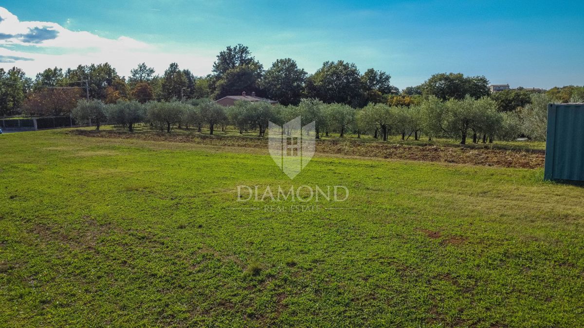 Zemljišče Vižinada, 1.088m2