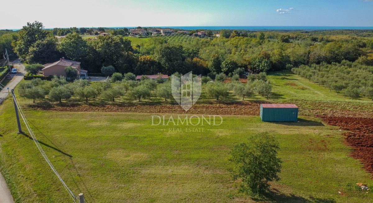 Zemljišče Vižinada, 1.088m2