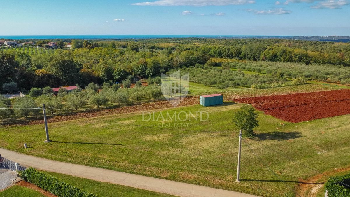 Zemljišče Vižinada, 1.088m2