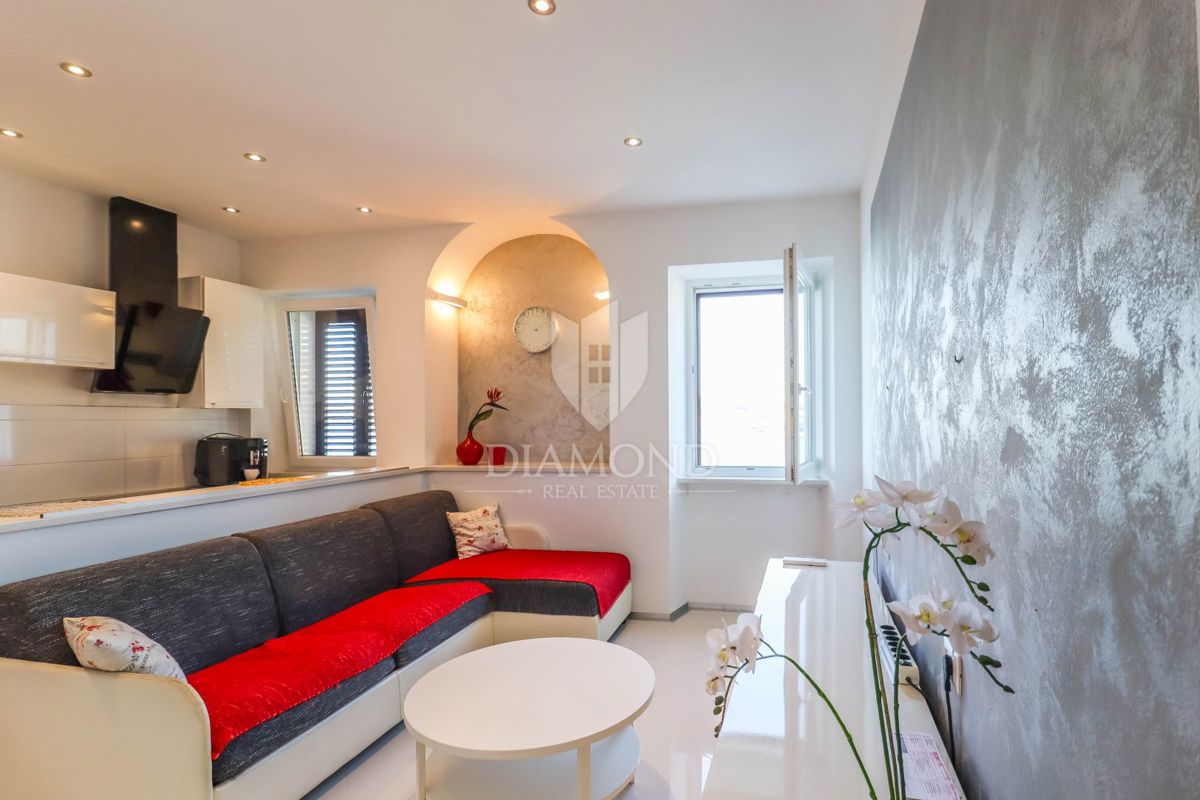 Rovinj! Apartma in PP Prva vrsta do morja!