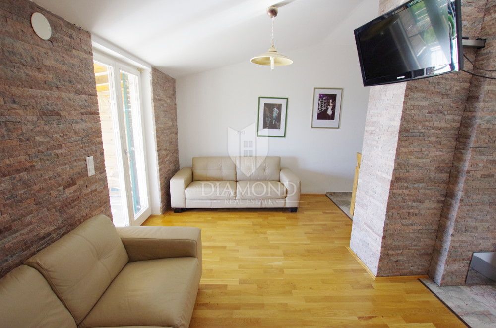 Rabac, Labin – Apartmajska hiša s pogledom na morje