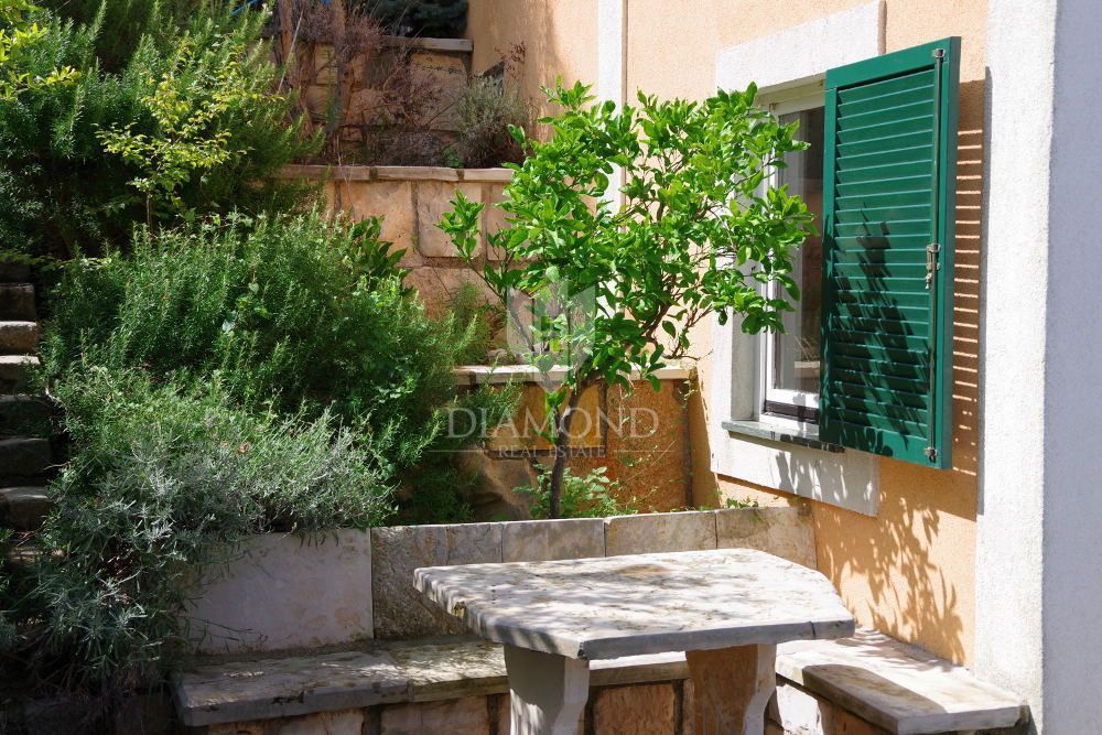 Rabac, Labin – Apartmajska hiša s pogledom na morje