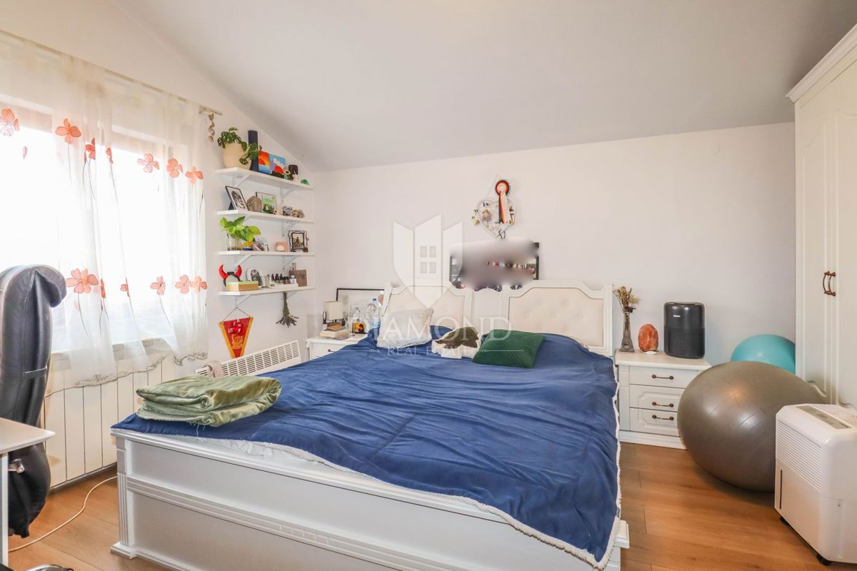 PRILOŽNOST! ROVINJ! 3 STANOVANJA, VRT, PARKIRIŠČE!!!