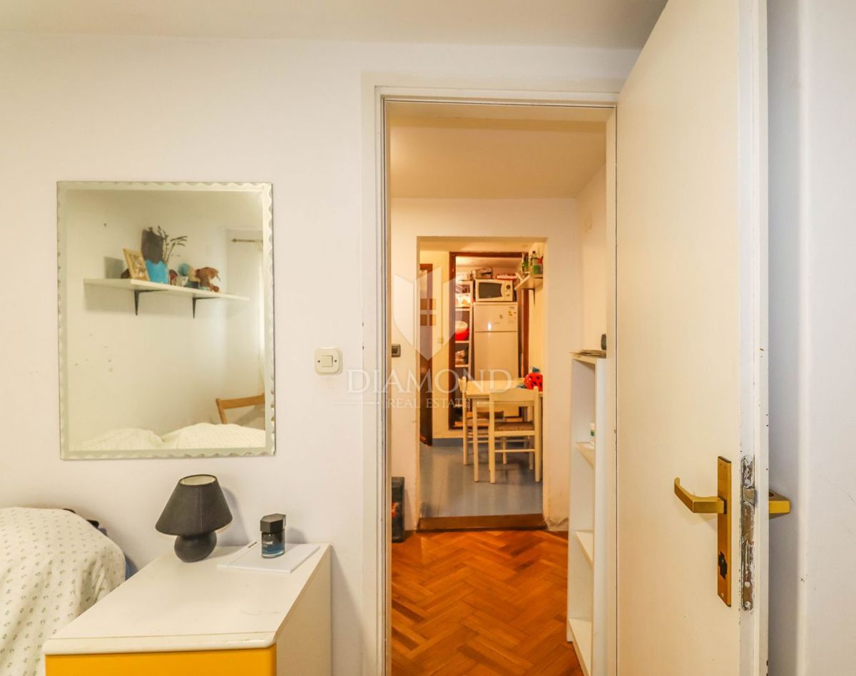 PRILOŽNOST! ROVINJ! 3 STANOVANJA, VRT, PARKIRIŠČE!!!