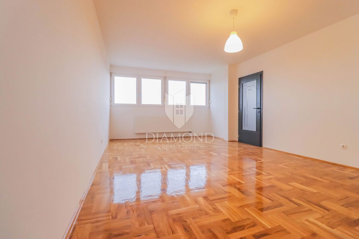 Apartmaj Ravnice, Maksimir, 60m2