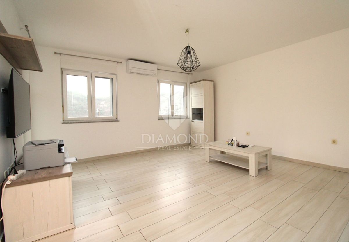 Apartmaj Gornja Vežica, Rijeka, 88m2