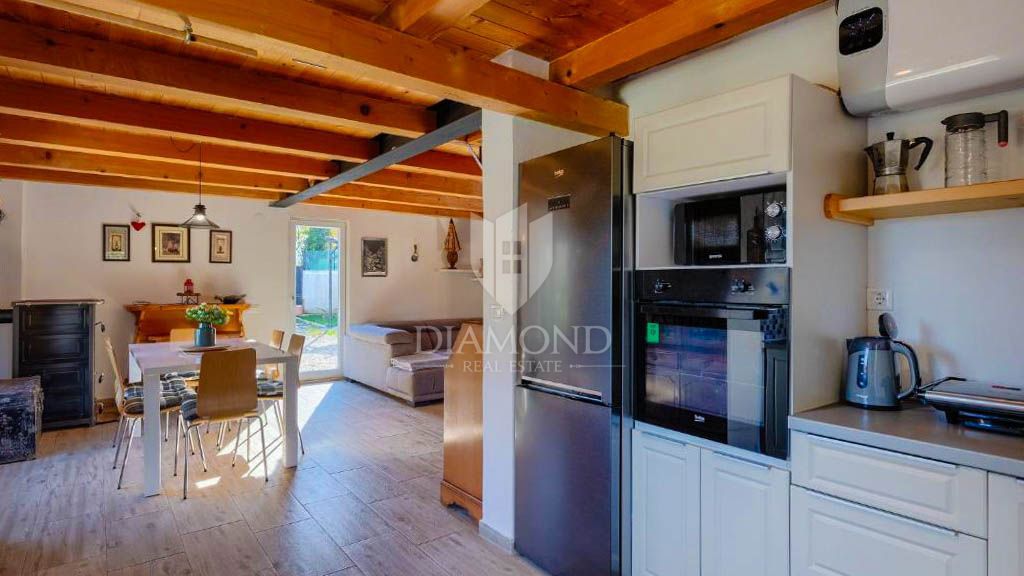 Oaza miru z velikim vrtom v bližini Žminja